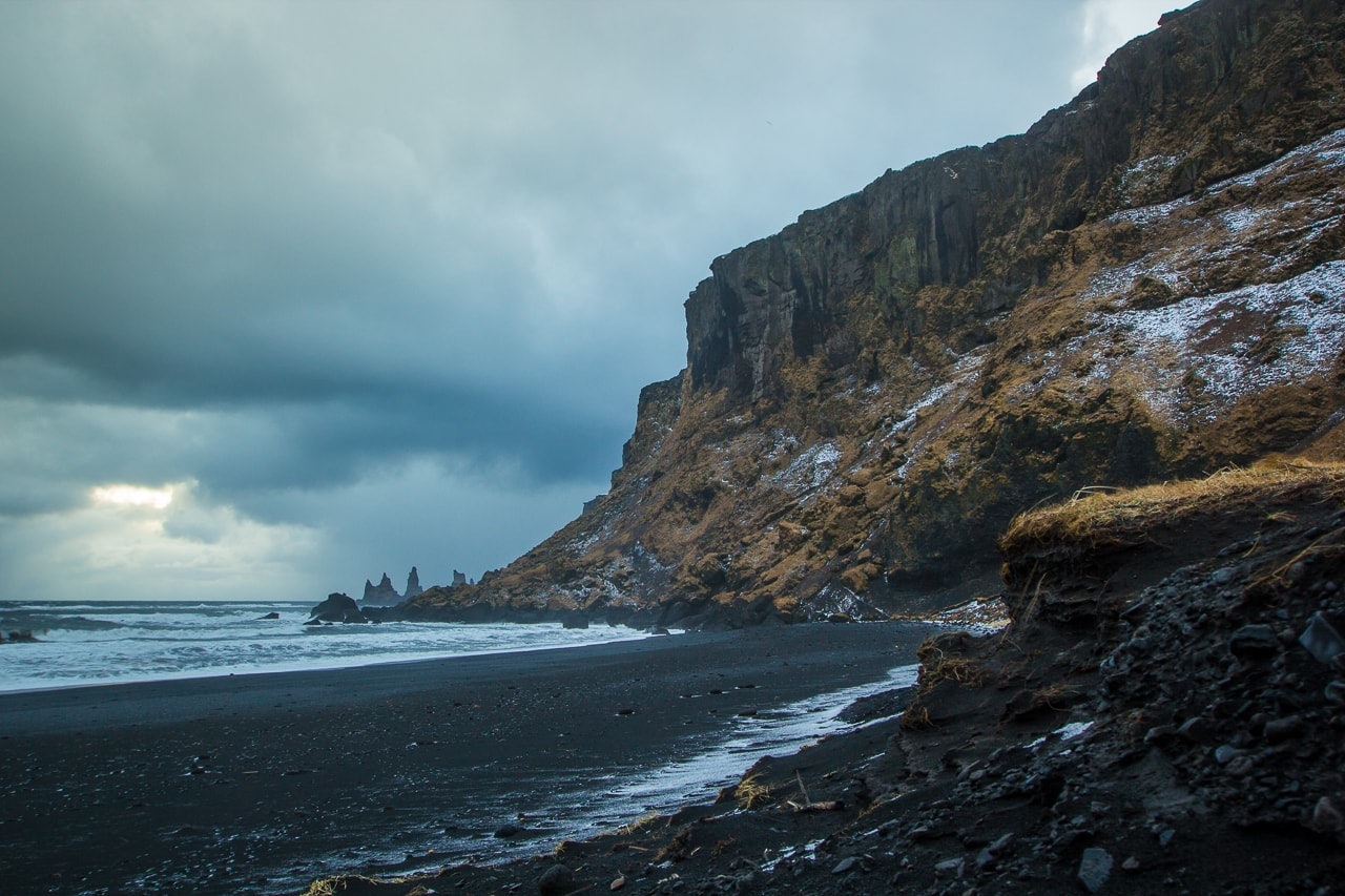 Iceland winter road trip - Black Sand Beach - by Conscious by Chloé
