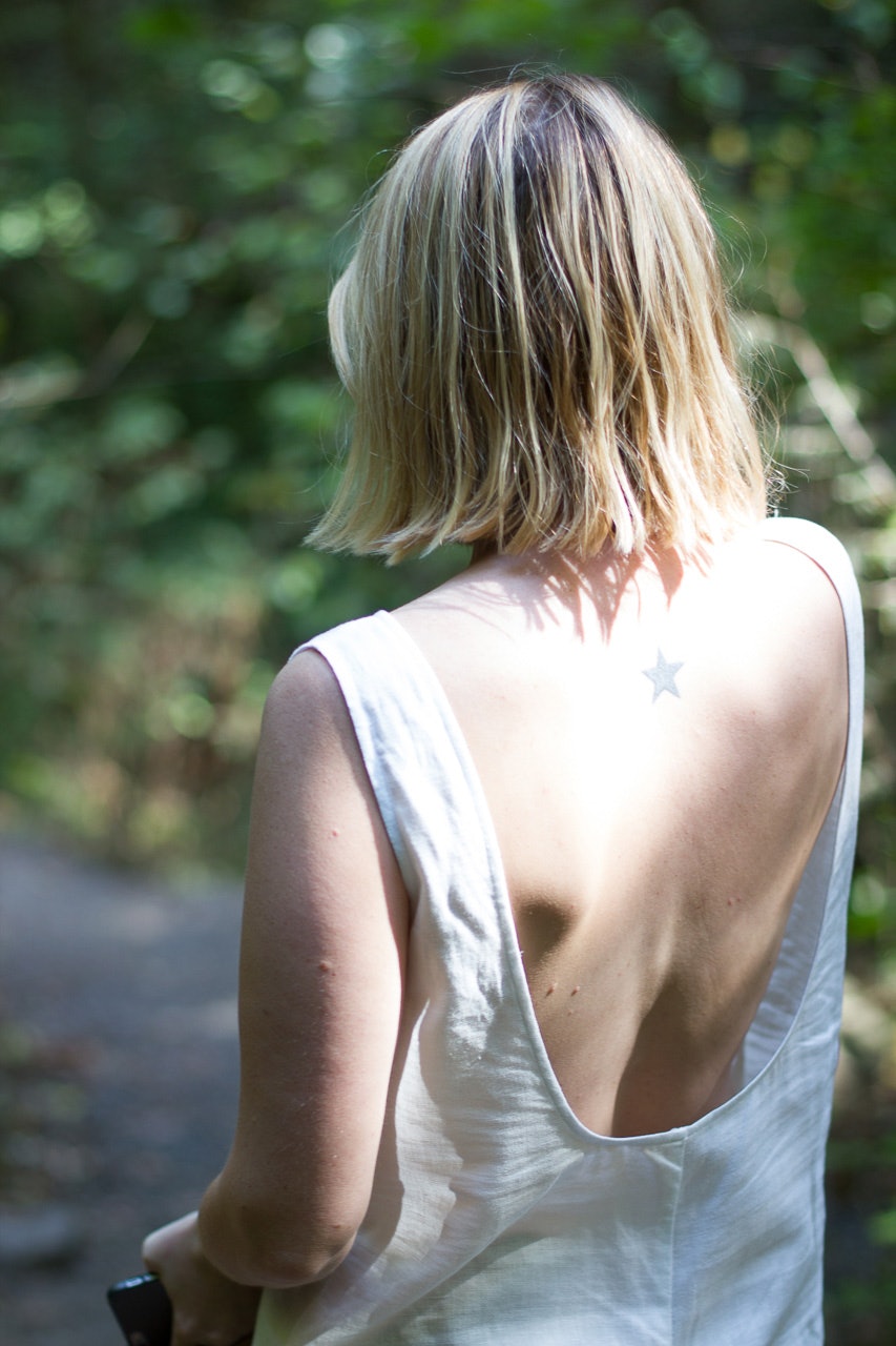 Bare back girl by Octave Zangs for Conscious by Chloé