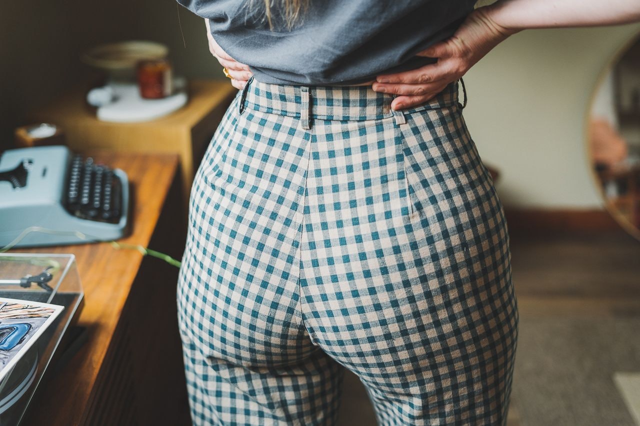 Persephone Pants by Anna Allen Clothing Pattern Review and Tips in Lightweight Gingham by Conscious by Chloé