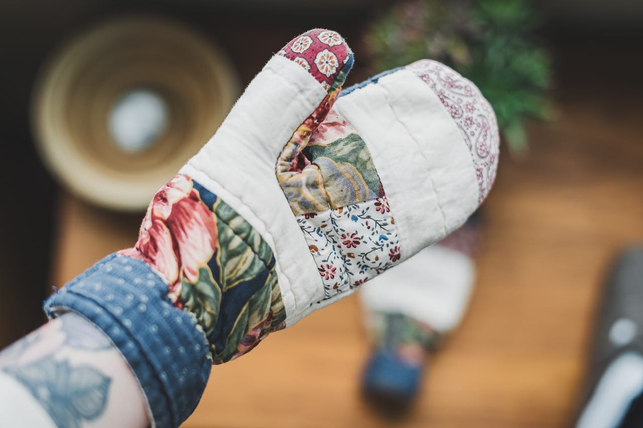 Thrifted Quilt Elastic Wrist Mittens DIY by Conscious by Chloé